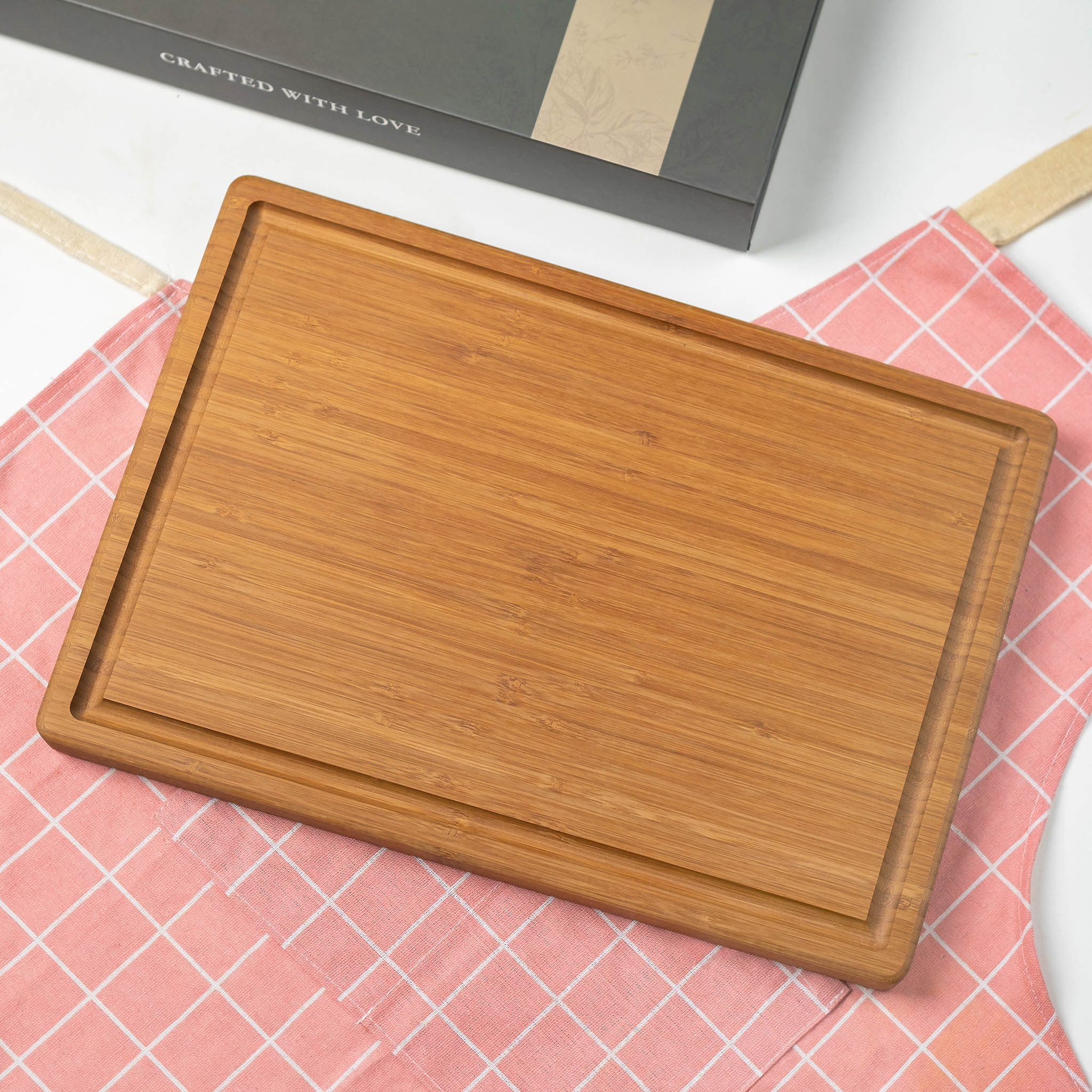 Bamboo Cutting Board with Juice Grooves