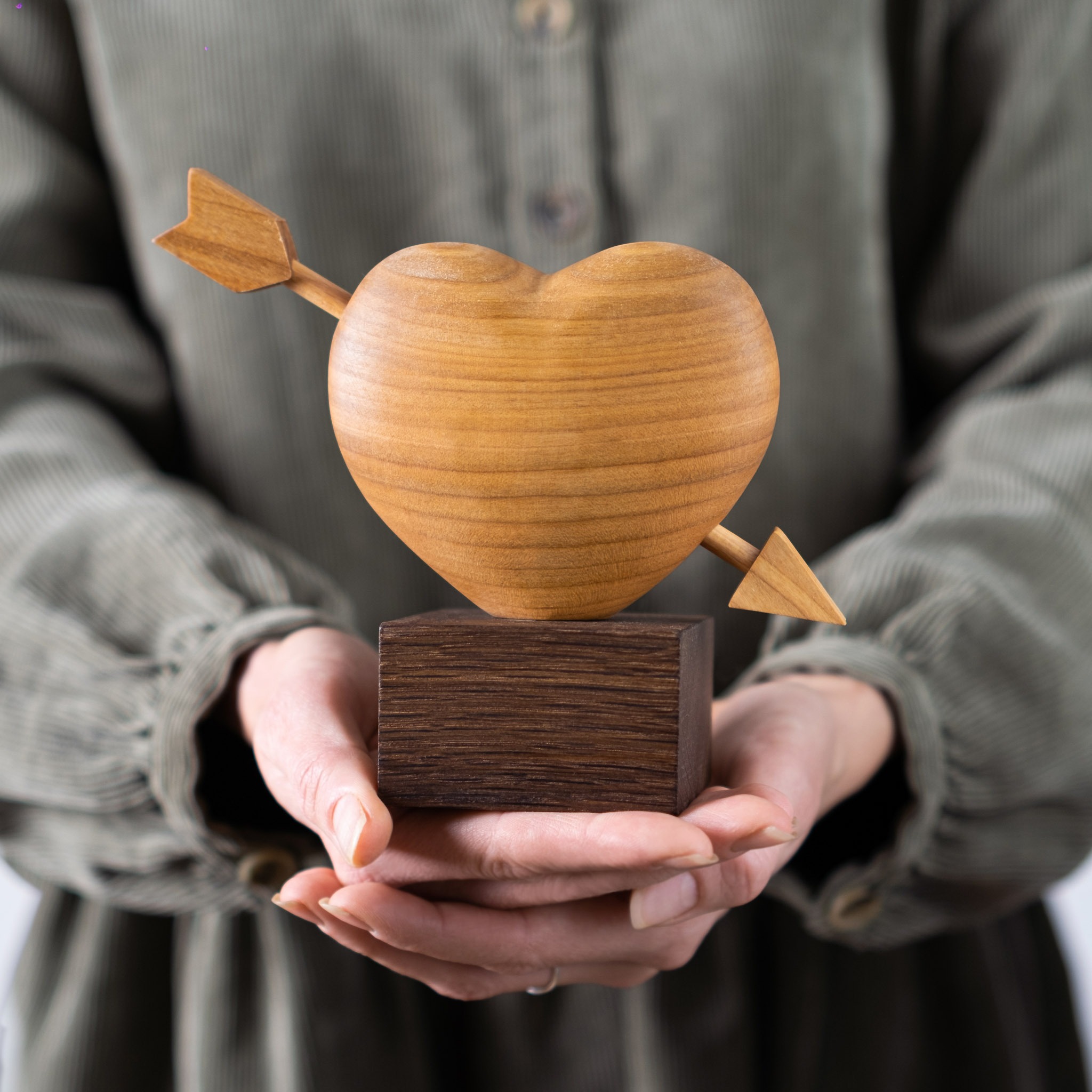 Wooden Heart with Arrow on Stand