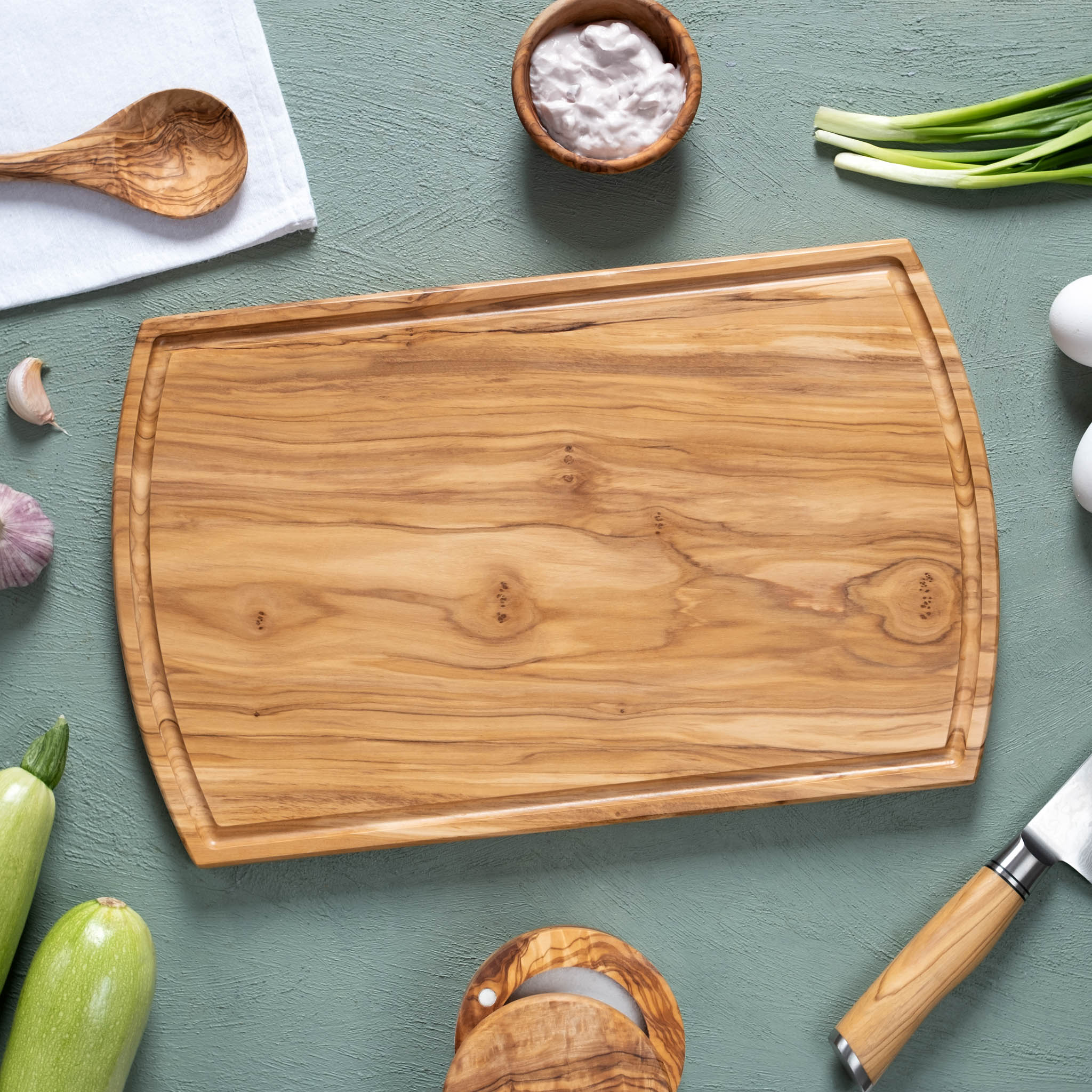 Olive Wood Cutting Board - Arched Shape (16x10)