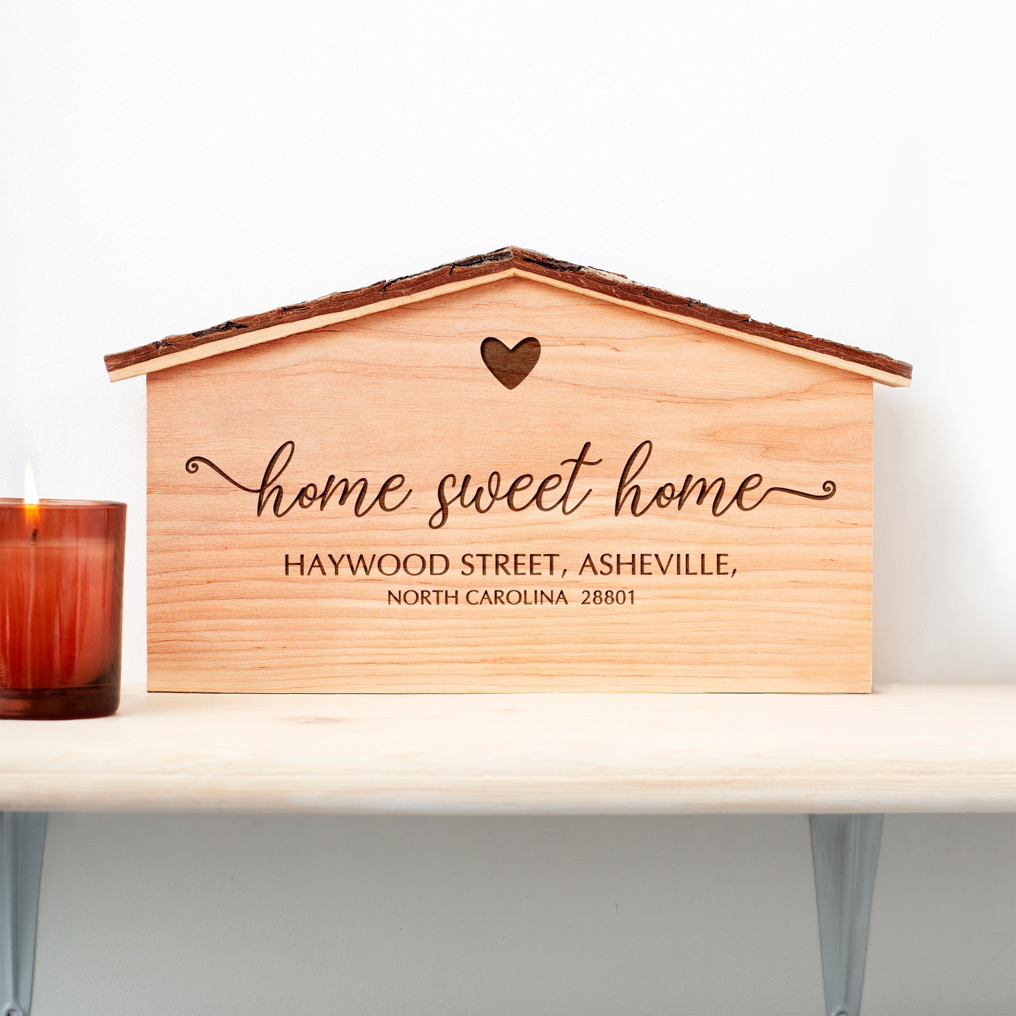Home sweet home wooden sign.