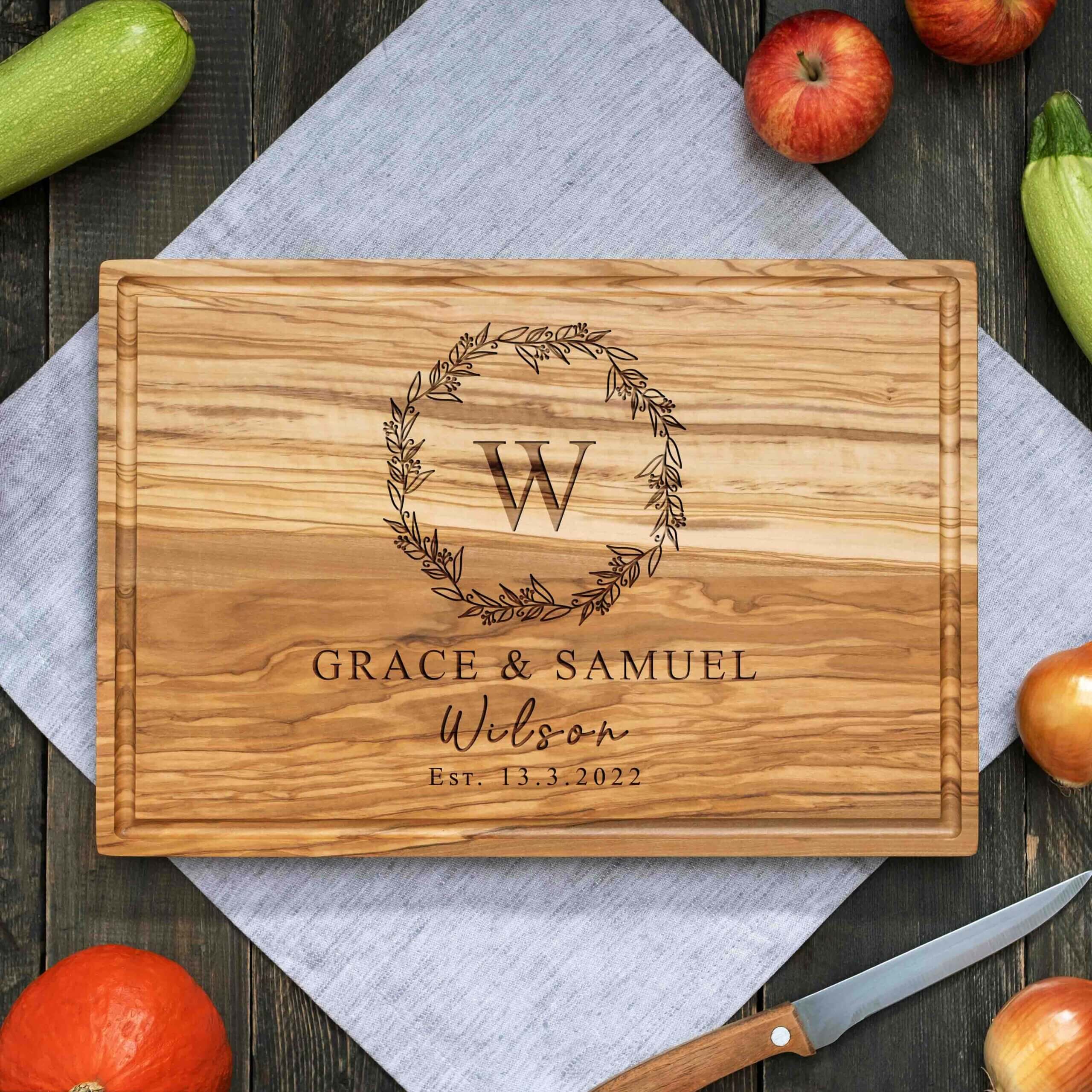 Personalized Olive Wood Cutting Board – Wedding & Anniversary Gift