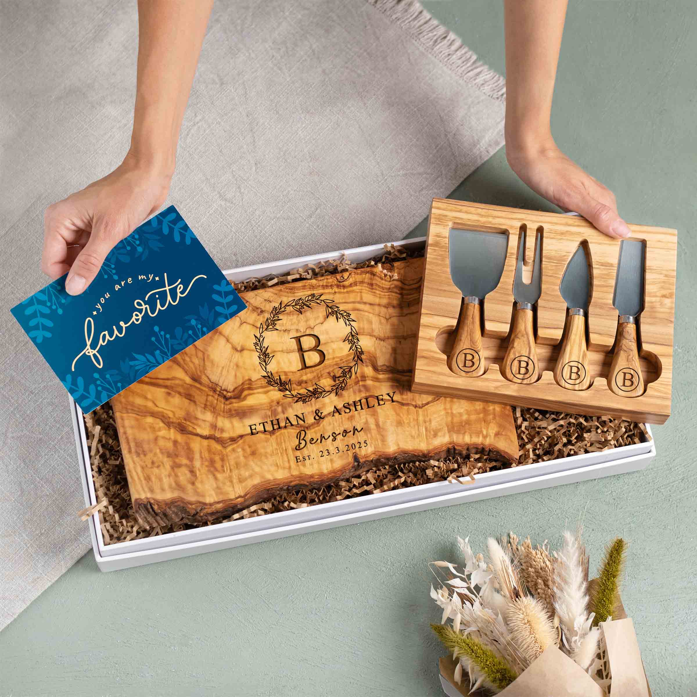 Personalized Charcuterie Gift Box