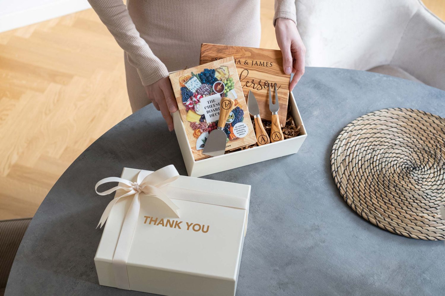 Client gifts corporate boxes