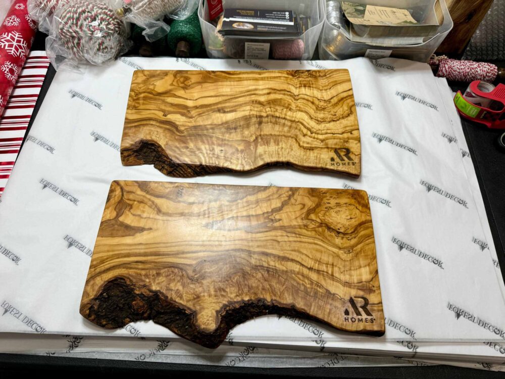 Corporate gifts Olive wood cutting boards