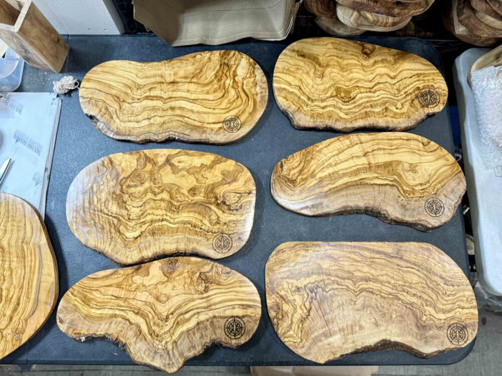 Olive wood cutting boards for sale