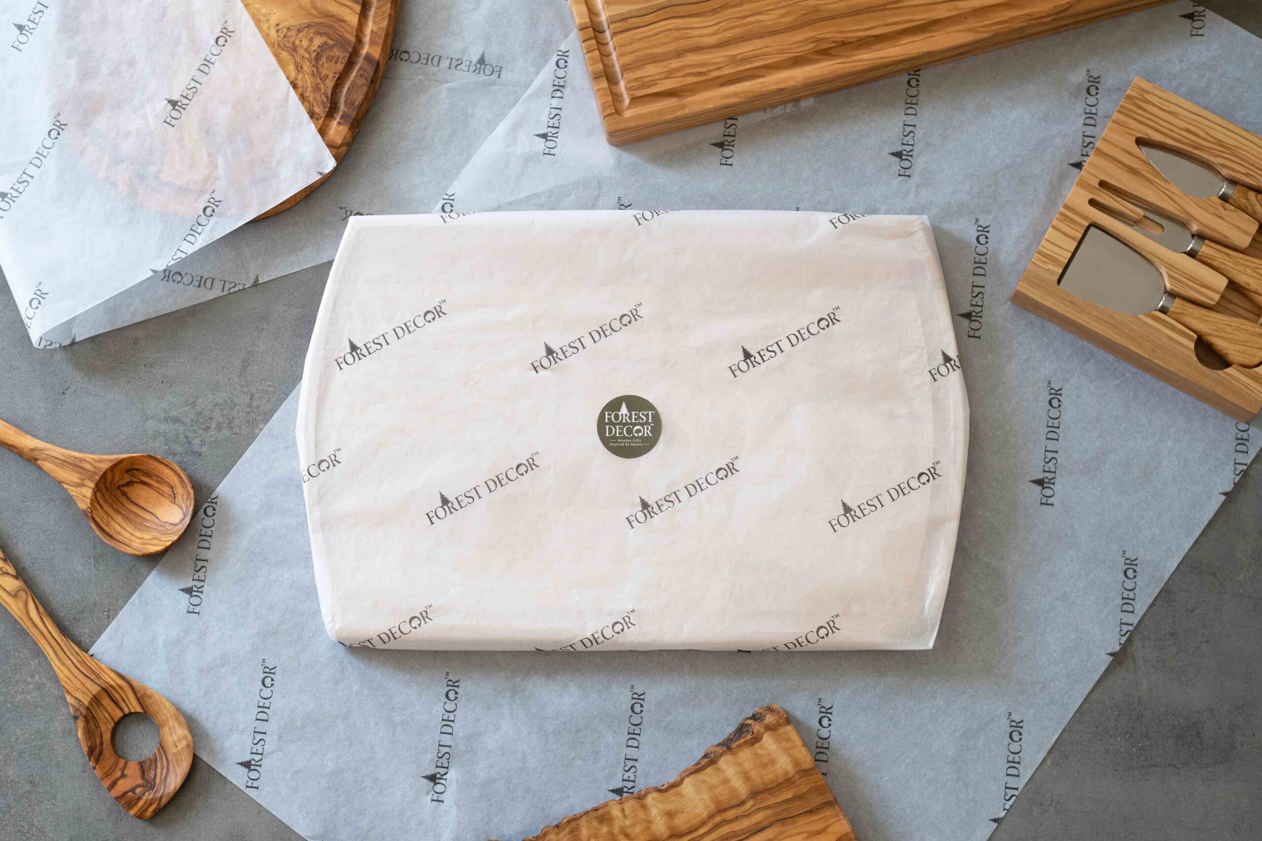 Olive wood cutting boards with logo