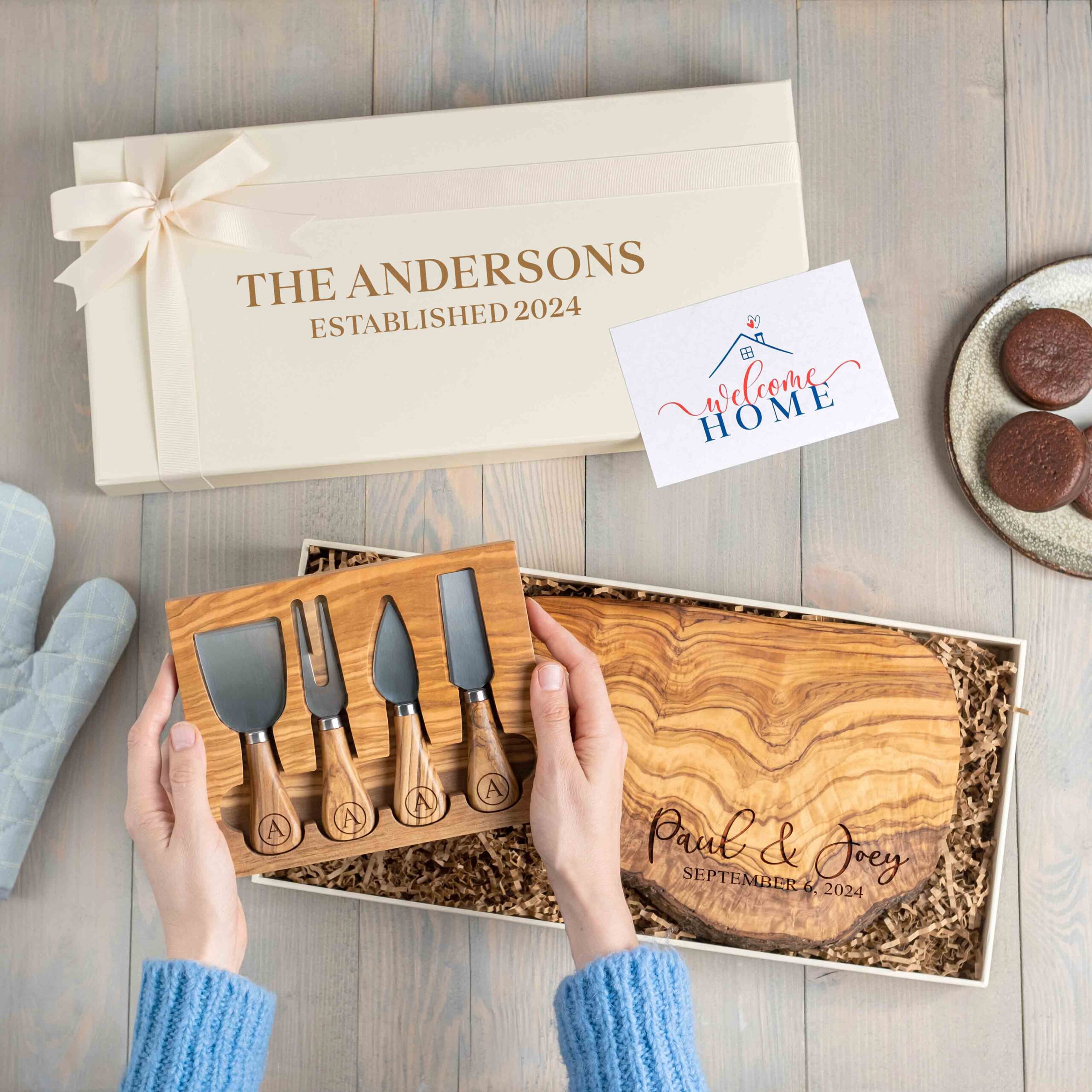 Olive Wood Charcuterie Board with Logo Oval