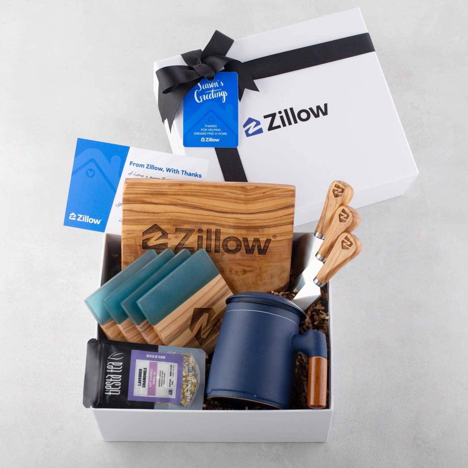 Corporate gift box for relators
