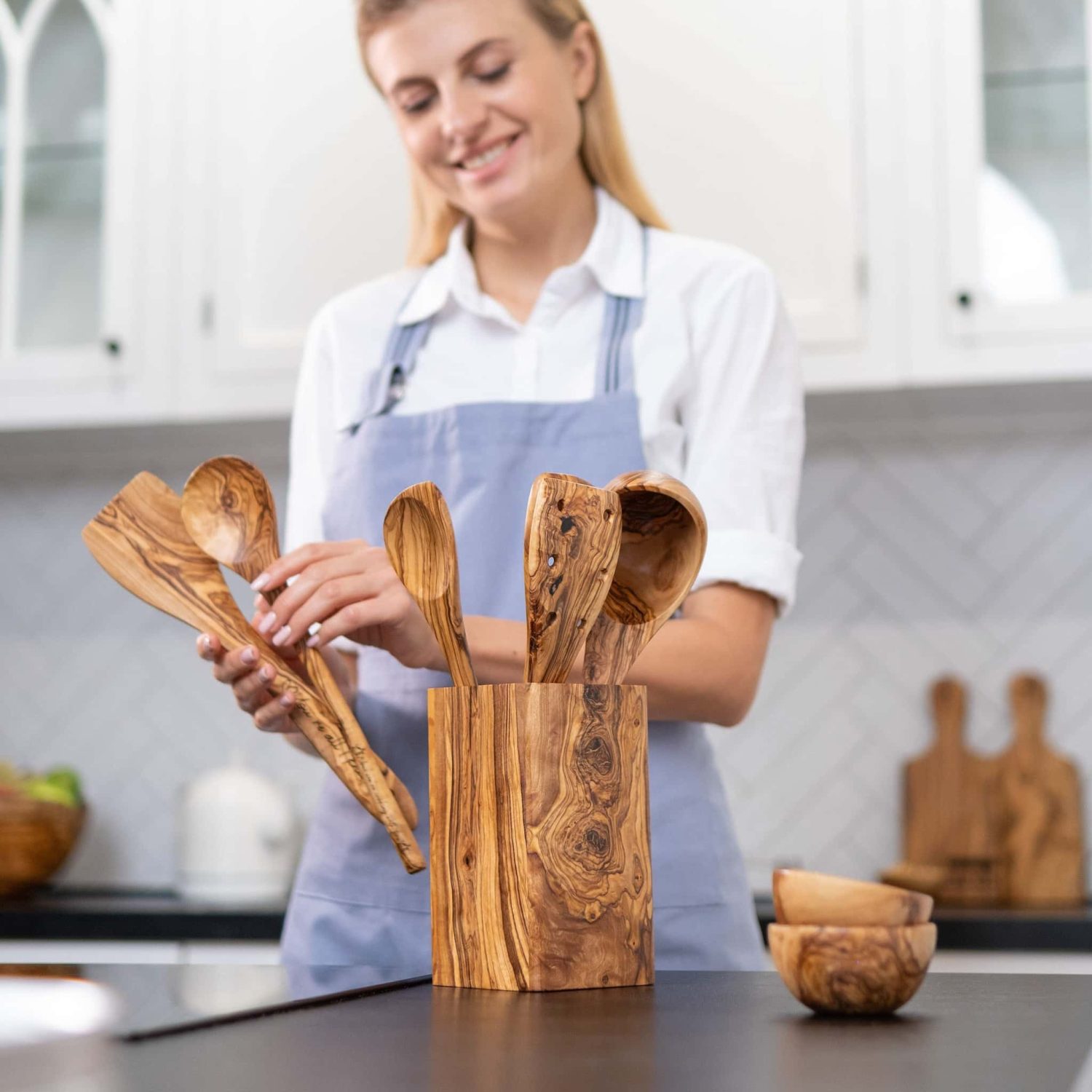 Olive wooden spoons set